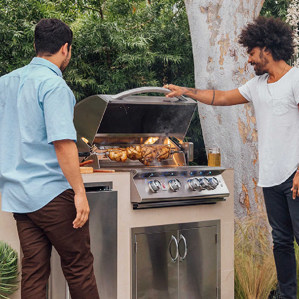 Summerset Sizzler Built-In Propane Gas Grill [SIZ26/32/38] (SAK71502) - Energize Trek