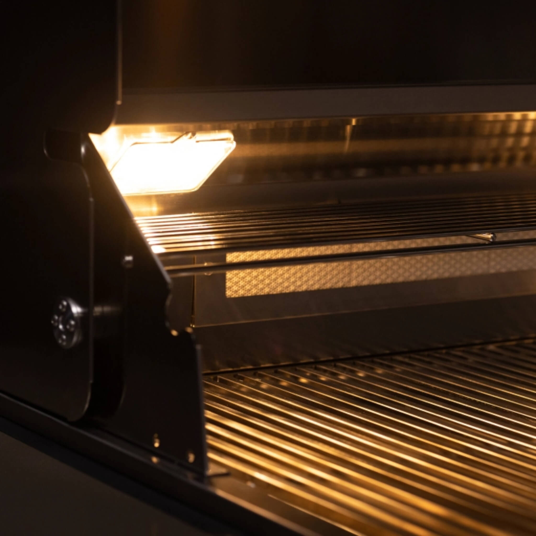 TrueFlame Luxury Built-In Gas Stainless Steel Grills [TF25/32/40] (SAK30587) - Energize Trek