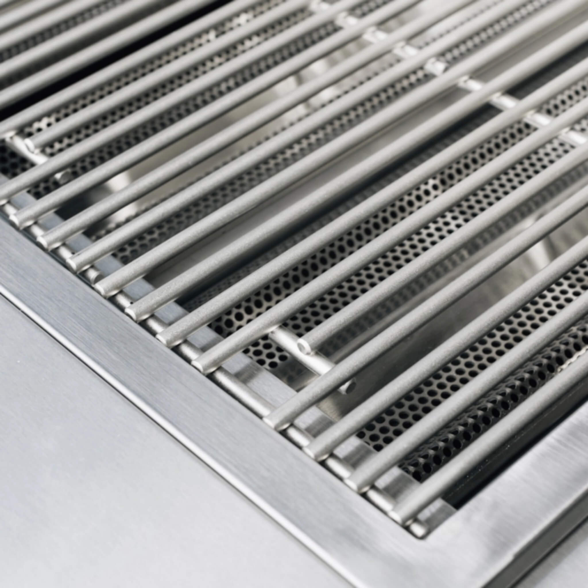 TrueFlame E-Series Built-In Stainless Steel Gas Grill [TFE25/32] (SAK13784) - Energize Trek